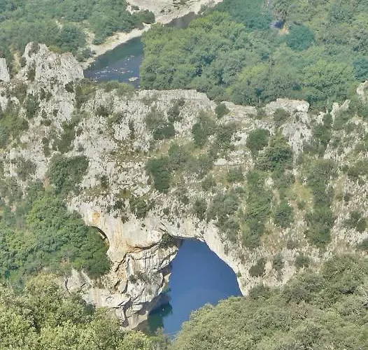 Evasion Ardechoise 아파트